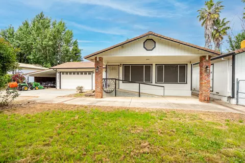 20436 Gas Point Rd, Cottonwood, CA 96022
