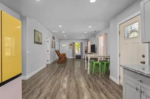 Entry Way - 1158 Madison St, Red Bluff, CA 96080 photo 2 of 2