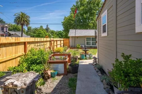 Exterior - 1158 Madison St, Red Bluff, CA 96080 photo 9 of 18