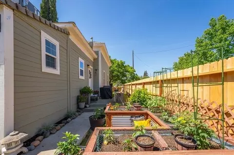 Exterior - 1158 Madison St, Red Bluff, CA 96080 photo 8 of 18