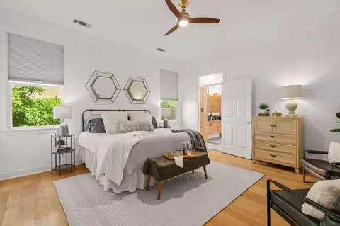Bedroom - 2719 Western Oak Dr, Redding, CA 96002 photo 1 of 10