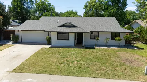 Exterior - 5826 Old Barn Way, Redding, CA 96001 photo 8 of 9