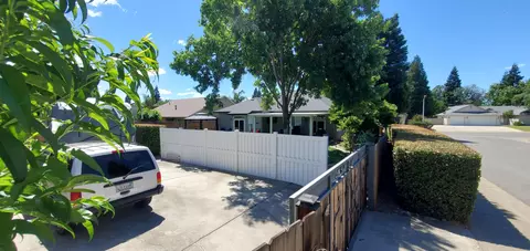 Exterior - 3008 Copper Creek Dr, Redding, CA 96002 photo 11 of 23