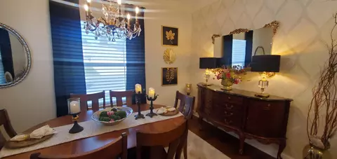 Dining - 3008 Copper Creek Dr, Redding, CA 96002 photo 3 of 4