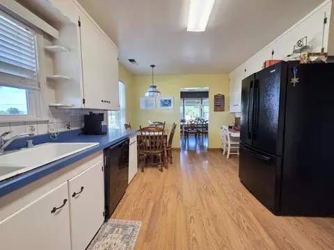 Kitchen - 23773 River Rd, Corning, CA 96021 photo 1 of 5
