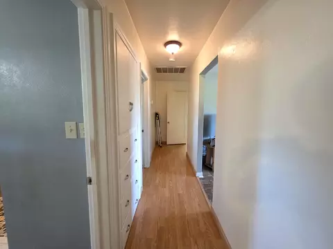 Entry Way - 23773 River Rd, Corning, CA 96021 photo 1 of 2