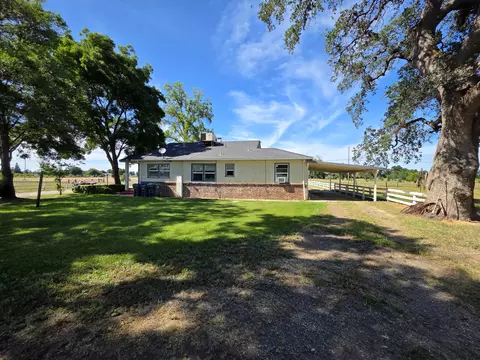 Exterior - 23773 River Rd, Corning, CA 96021 photo 13 of 22