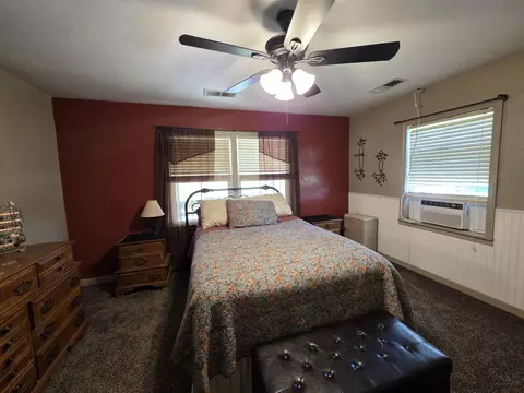 Bedroom - 23773 River Rd, Corning, CA 96021 photo 3 of 4
