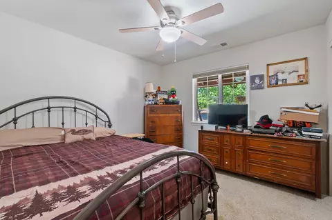 Bedroom - 7117 Pine Bluff Dr, Shingletown, CA 96088 photo 3 of 4
