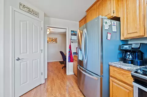 Entry Way - 7117 Pine Bluff Dr, Shingletown, CA 96088 photo 3 of 5