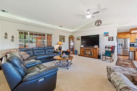 Living - 7117 Pine Bluff Dr, Shingletown, CA 96088 photo 3 of 7
