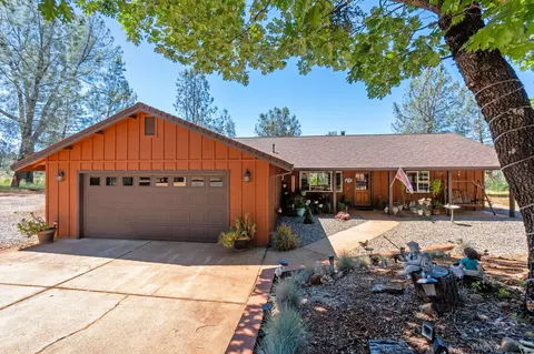 Exterior - 7117 Pine Bluff Dr, Shingletown, CA 96088 photo 14 of 25
