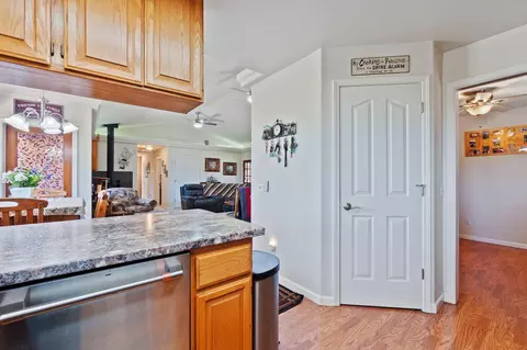 Entry Way - 7117 Pine Bluff Dr, Shingletown, CA 96088 photo 2 of 5