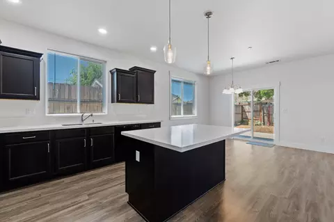 Other - 1358 Fitz Pl, Redding, CA 96003 photo 3 of 8