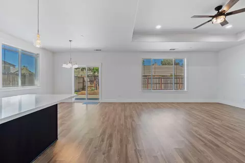Living - 1358 Fitz Pl, Redding, CA 96003 photo 7 of 7