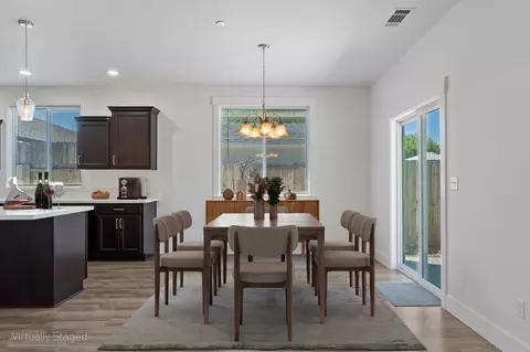 Dining - 1358 Fitz Pl, Redding, CA 96003 photo 1 of 1