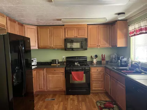 4521 Big Eagle Ln, Redding, CA 96003 photo 8