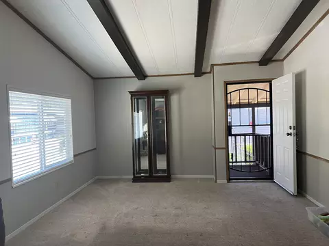 4521 Big Eagle Ln, Redding, CA 96003 photo 4