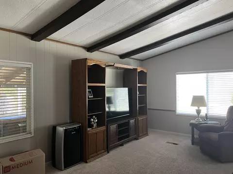 4521 Big Eagle Ln, Redding, CA 96003 photo 5