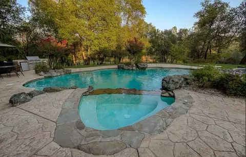 Exterior - 13497 Tierra Heights Rd, Redding, CA 96003 photo 6 of 6
