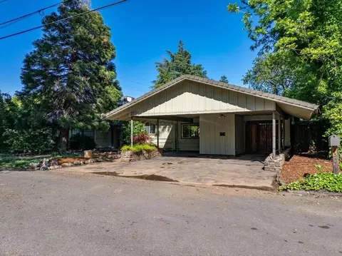 Exterior - 3011 Birch Way, Redding, CA 96002 photo 2 of 6