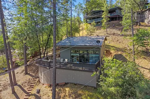 Exterior - 7992 Snowdrop Ave # 46, Redding, CA 96003 photo 12 of 16
