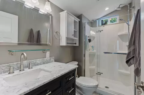 Bath - 7992 Snowdrop Ave # 46, Redding, CA 96003 photo 1 of 2