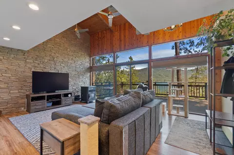 Living - 7992 Snowdrop Ave # 46, Redding, CA 96003 photo 5 of 7