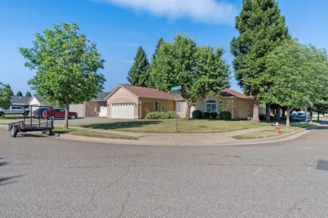 Exterior - 3495 Denali St, Redding, CA 96002 photo 7 of 7