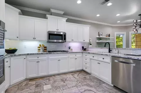13320 Tierra Heights Rd, Redding, CA 96003 photo 17