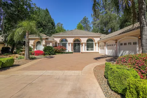 13320 Tierra Heights Rd, Redding, CA 96003 photo 2