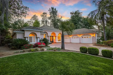 13320 Tierra Heights Rd, Redding, CA 96003 photo 3