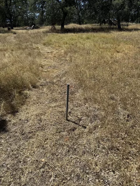 Old Oregon Trail, Redding, CA 96003 photo 2