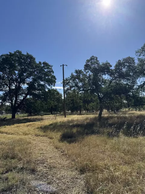 Old Oregon Trail, Redding, CA 96003 photo 3
