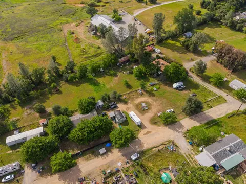 View/Area - 5679 Glory St, Redding, CA 96001 photo 2 of 16