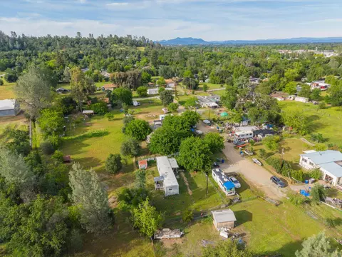 View/Area - 5679 Glory St, Redding, CA 96001 photo 12 of 16