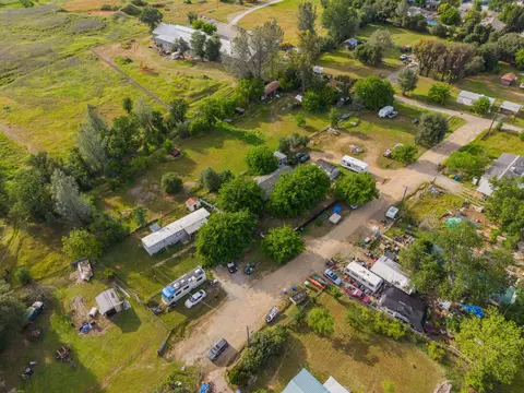 View/Area - 5679 Glory St, Redding, CA 96001 photo 13 of 16