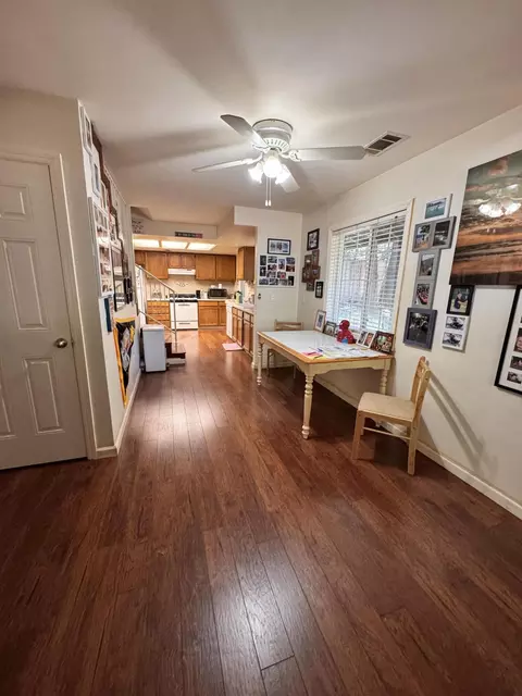 Entry Way - 33837 Constellation Dr, Shingletown, CA 96088 photo 2 of 2