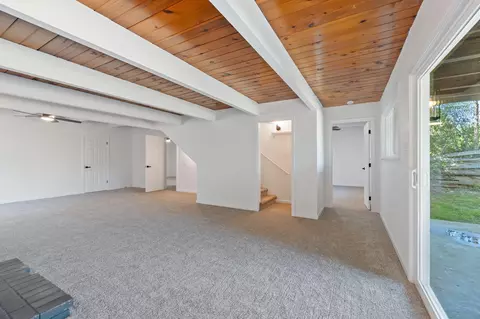Living - 1425 Pleasant St, Redding, CA 96001 photo 6 of 7