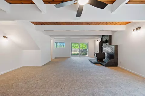 Living - 1425 Pleasant St, Redding, CA 96001 photo 7 of 7