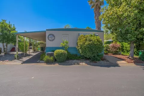 20350 Hole In One Dr, Redding, CA 96002 photo 2