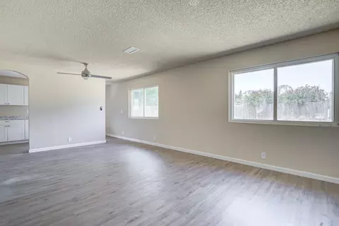 Living - 770 Spyglass Dr, Red Bluff, CA 96080 photo 1 of 4