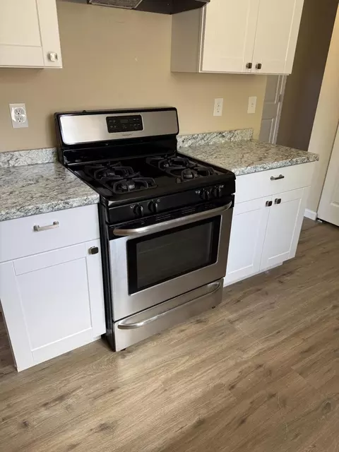 Kitchen - 770 Spyglass Dr, Red Bluff, CA 96080 photo 2 of 3