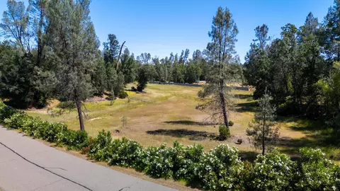 Lamb Lane, Redding, CA 96001 photo 3