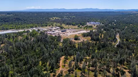 Lamb Lane, Redding, CA 96001 photo 14