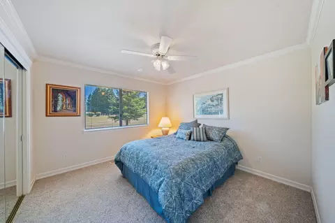 Bedroom - 13087 Spring Lake St, Redding, CA 96003 photo 4 of 5