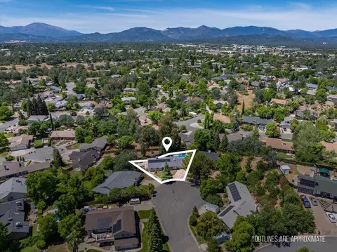 View/Area - 790 Donna Ct, Redding, CA 96003 photo 1 of 9
