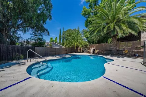 Exterior - 790 Donna Ct, Redding, CA 96003 photo 10 of 18