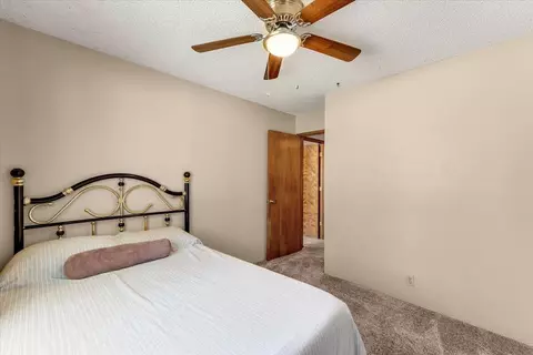 Bedroom - 790 Donna Ct, Redding, CA 96003 photo 6 of 6