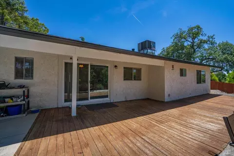 Exterior - 790 Donna Ct, Redding, CA 96003 photo 9 of 18